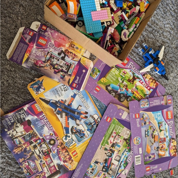 LEGO FRIENDS - Picture 2 of 4